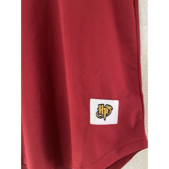 NEW Gryffindor Quidditch Shirt Mens Small Red Harry Potter Hogwarts Jersey - Picture 2 of 9